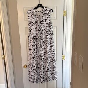 Black and White Cheetah Maxi Dress